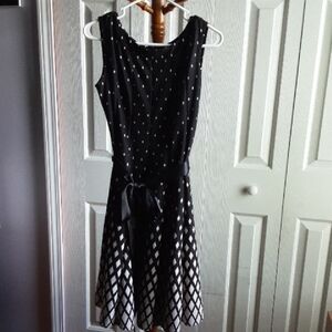 Black and White Sleeveless Fit and Flare Midi Dress